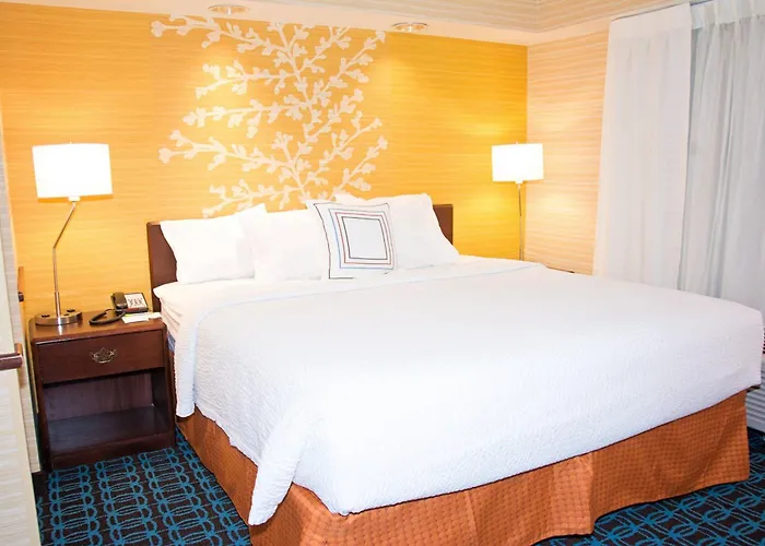 Fairfield Inn & Suites Butler